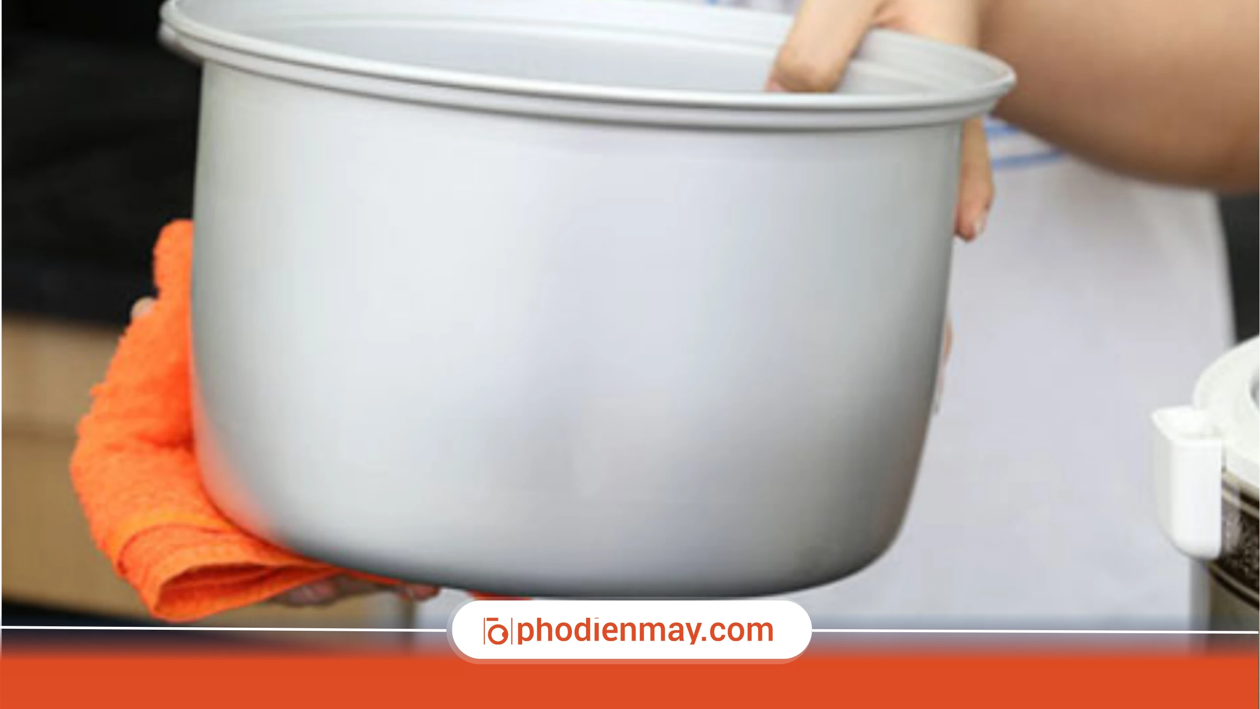 Sử dụng nồi cơm điện thế nào cho bền?