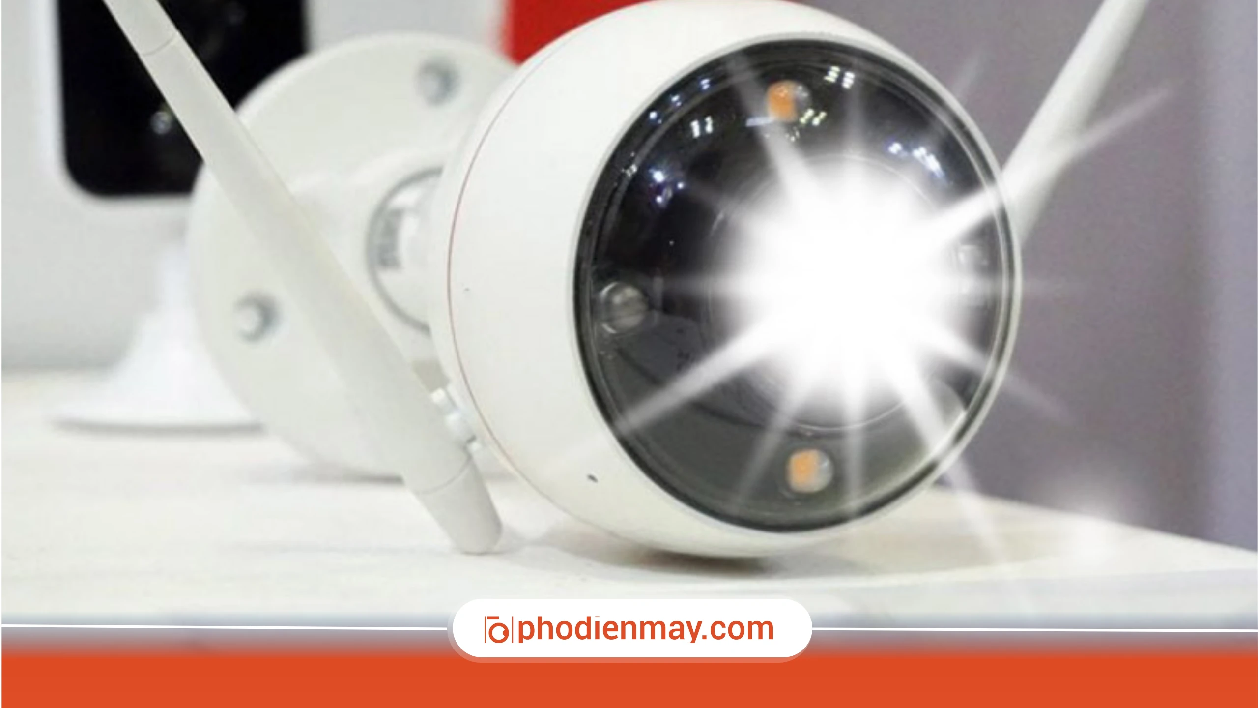 Camera bị mờ hình là do đâu? Cách xử lý nhanh tại nhà