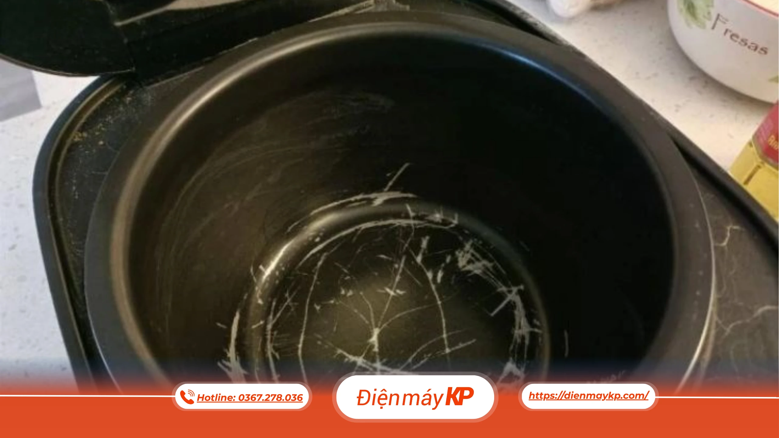 Nồi Cơm Điện Bị Bong Chống Dính Có Nên Dùng Tiếp Không?
