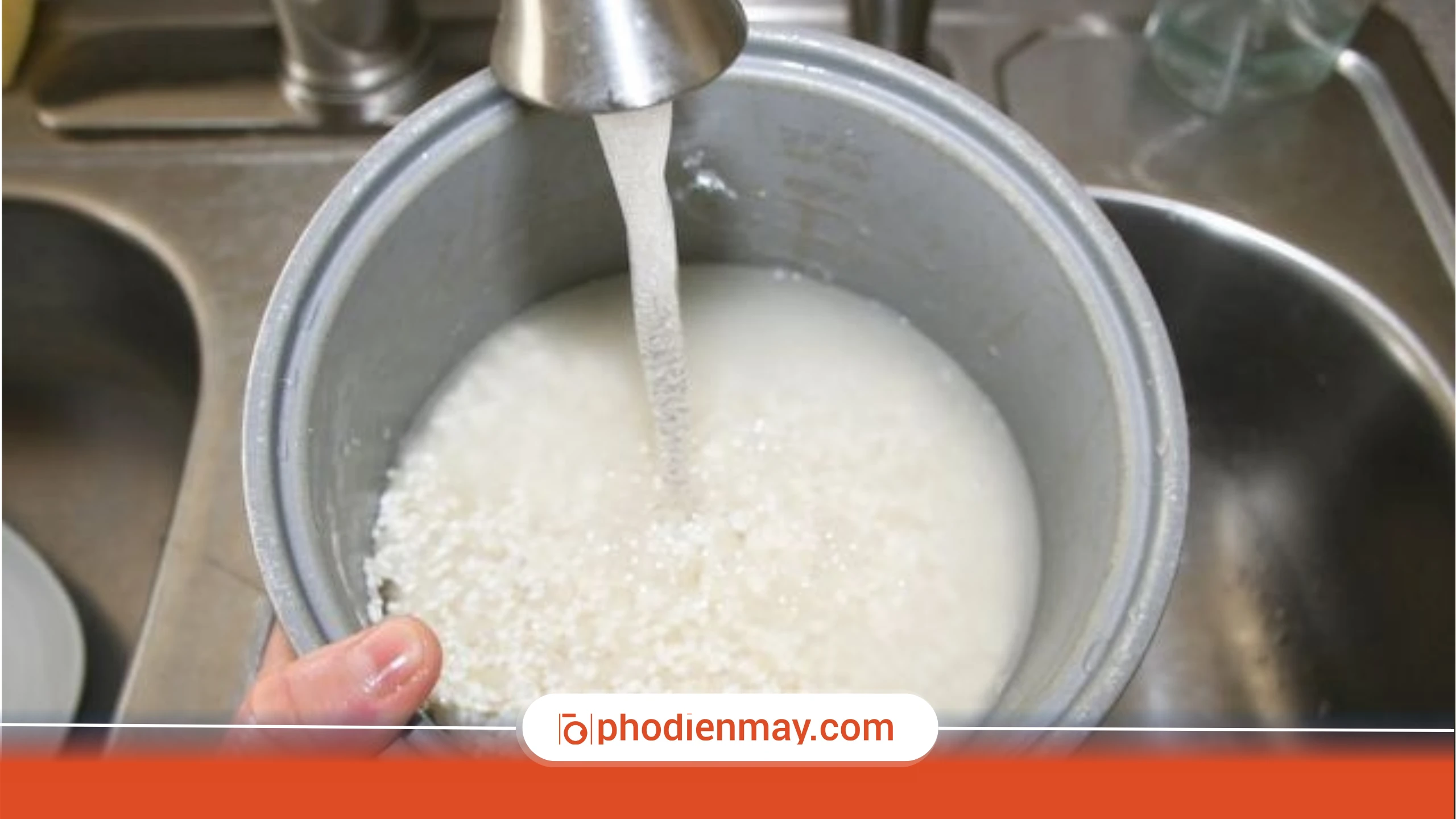 Sử dụng nồi cơm điện thế nào cho bền?