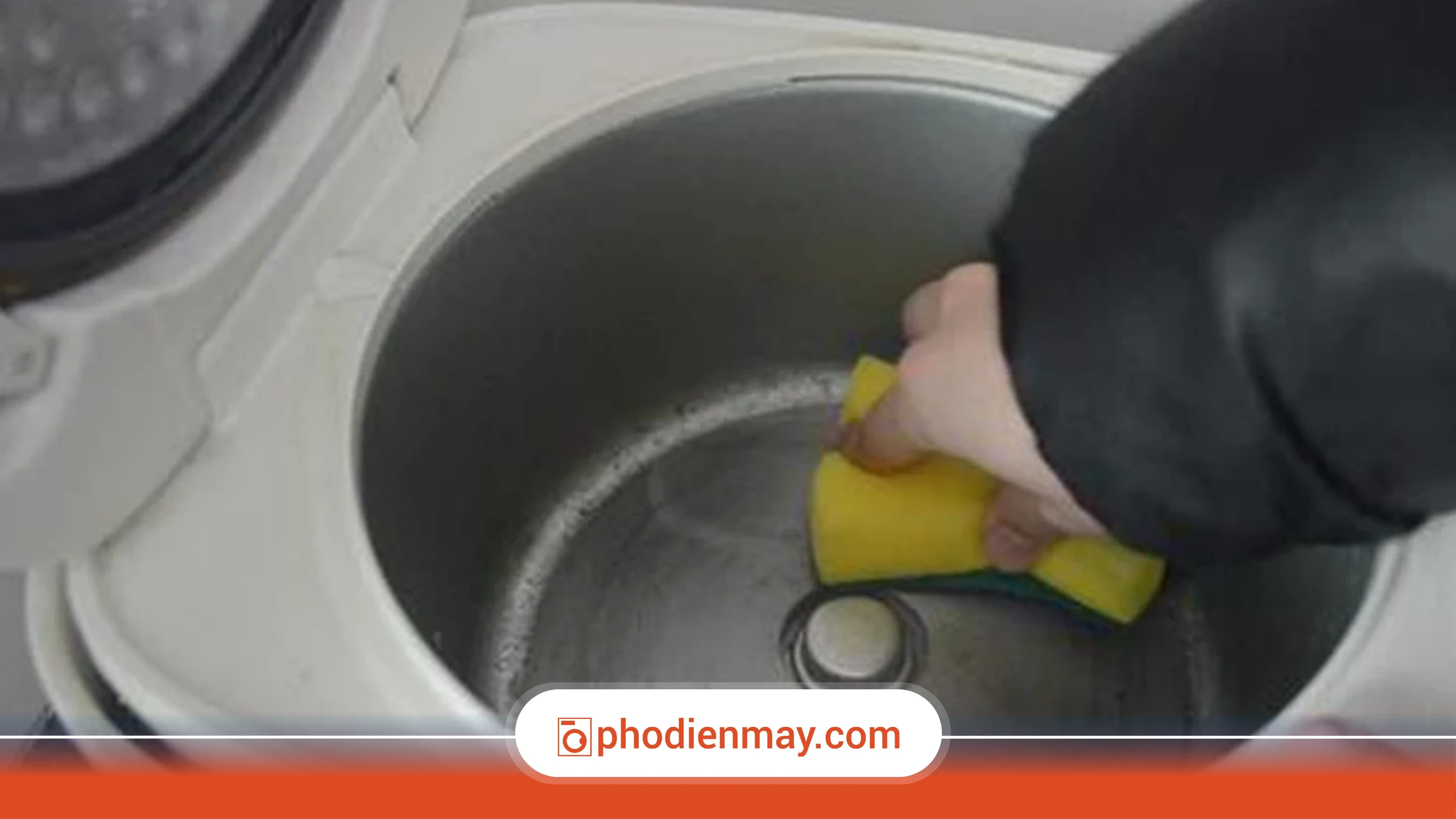 nồi cơm điện bị khét, nồi cơm có mùi lạ, kiểm tra lỗi nồi cơm điện, Phố Điện Máy