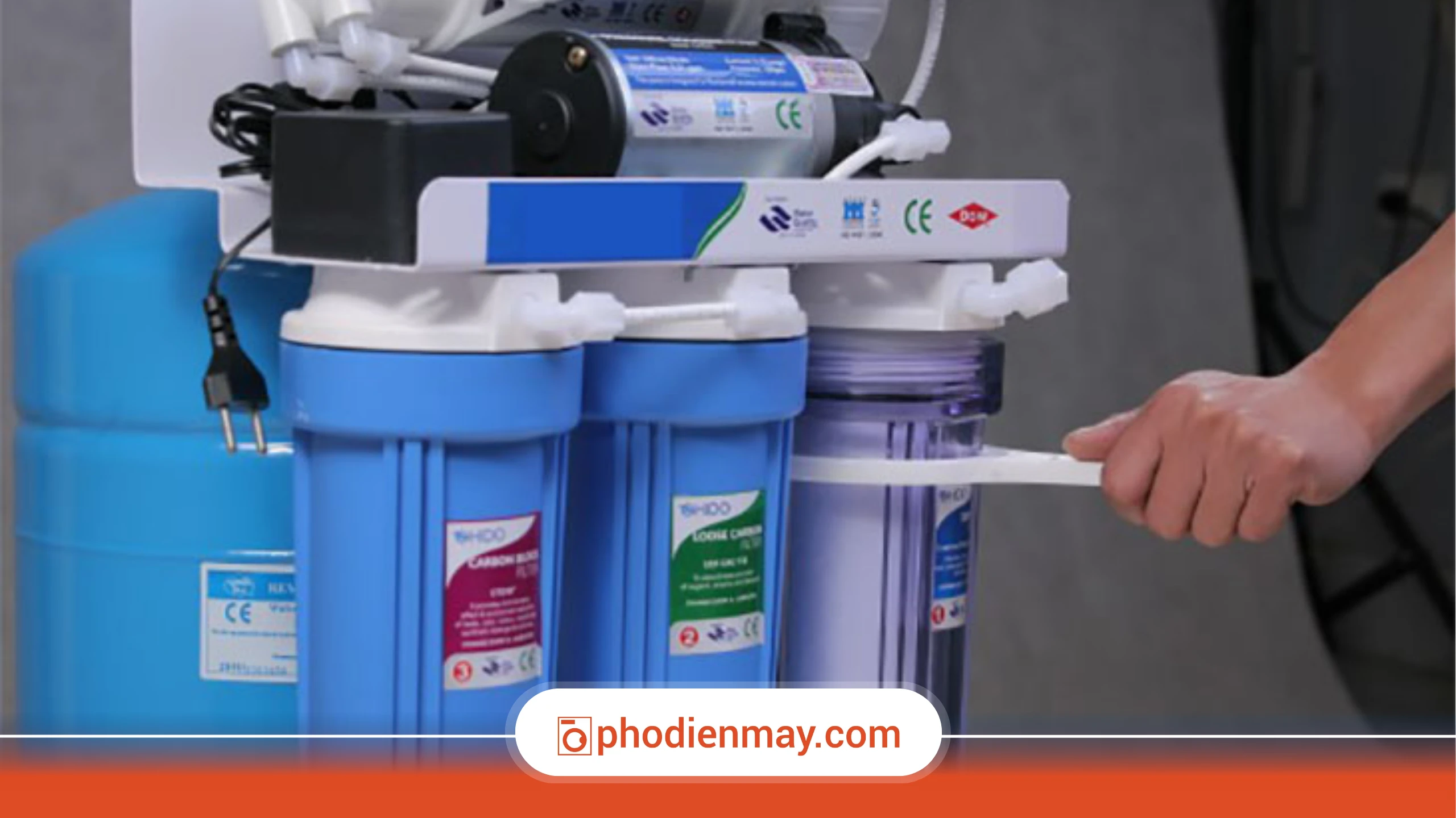 Hướng dẫn tự thay lõi lọc nước tại nhà an toàn và đúng kỹ thuật