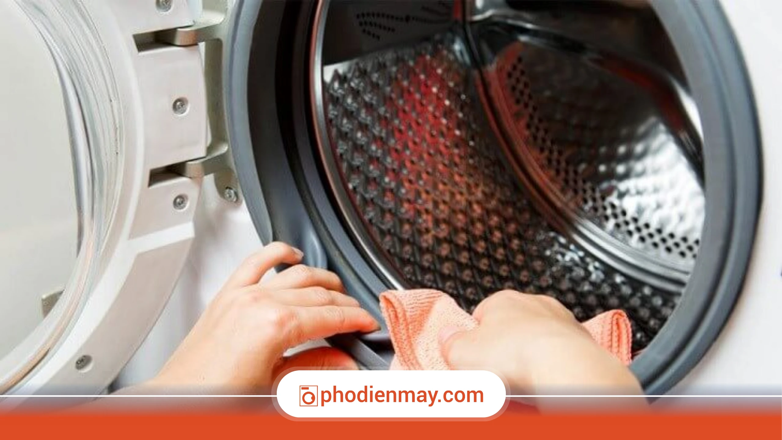 Vì sao cần vệ sinh lồng giặt định kỳ?