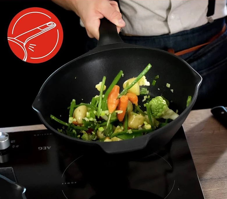 Chảo đúc cao cấp Tefal Robusto E2491944 dùng dc mọi loại bếp