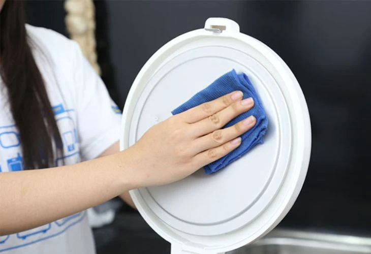 Cách Vệ Sinh Nồi Cơm Điện 