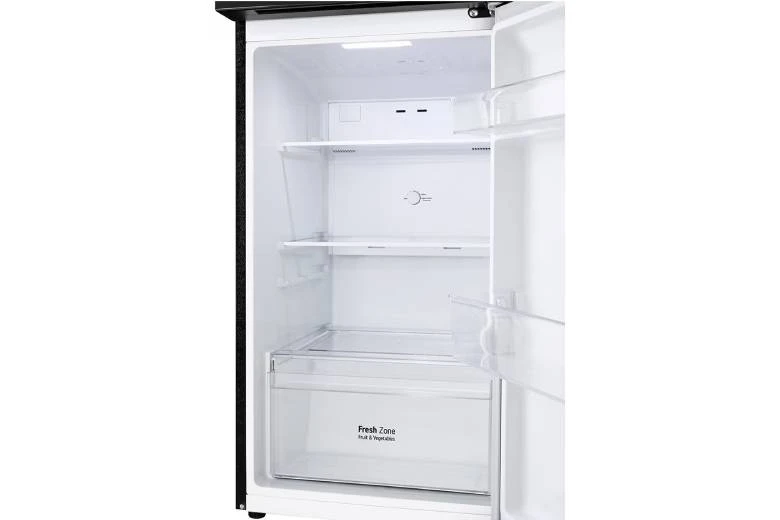 Tủ lạnh LG Inverter 217 lít LTB21BLMI - Các khay ngăn kính cường lực bên trong 